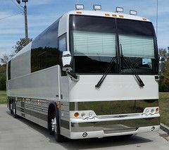 featured bus photo of Orion