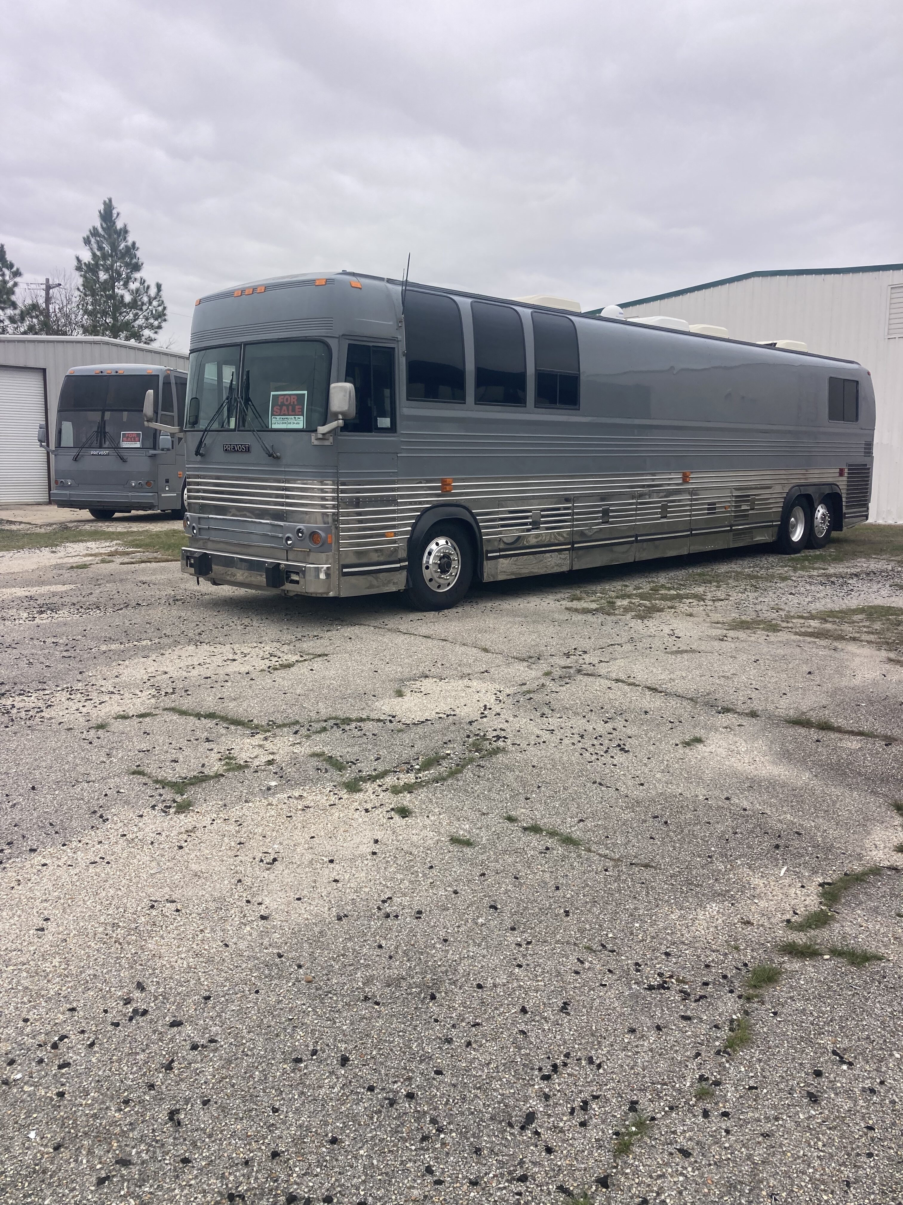 featured bus photo of Mallory