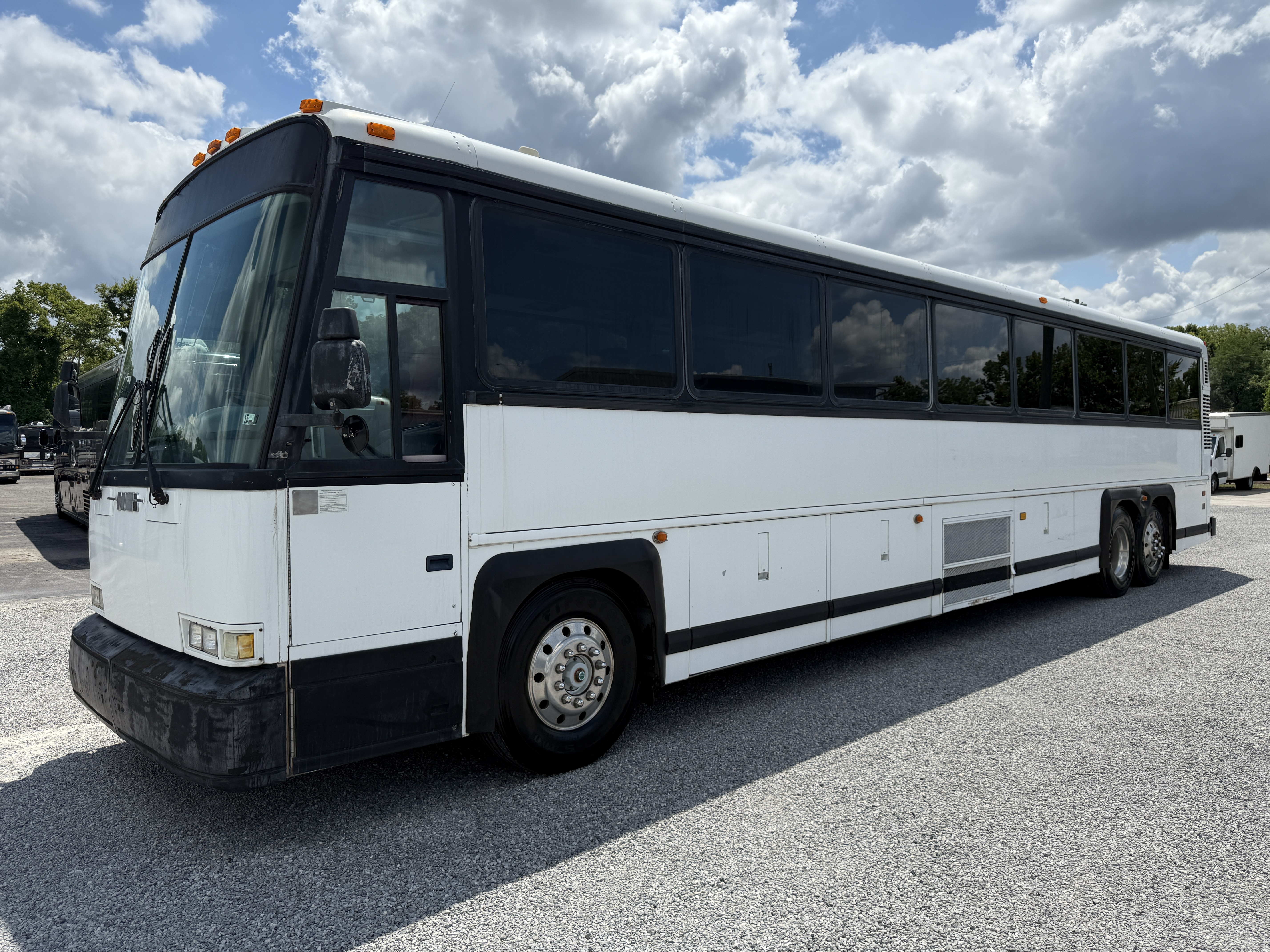 featured bus photo of Cracker Jack