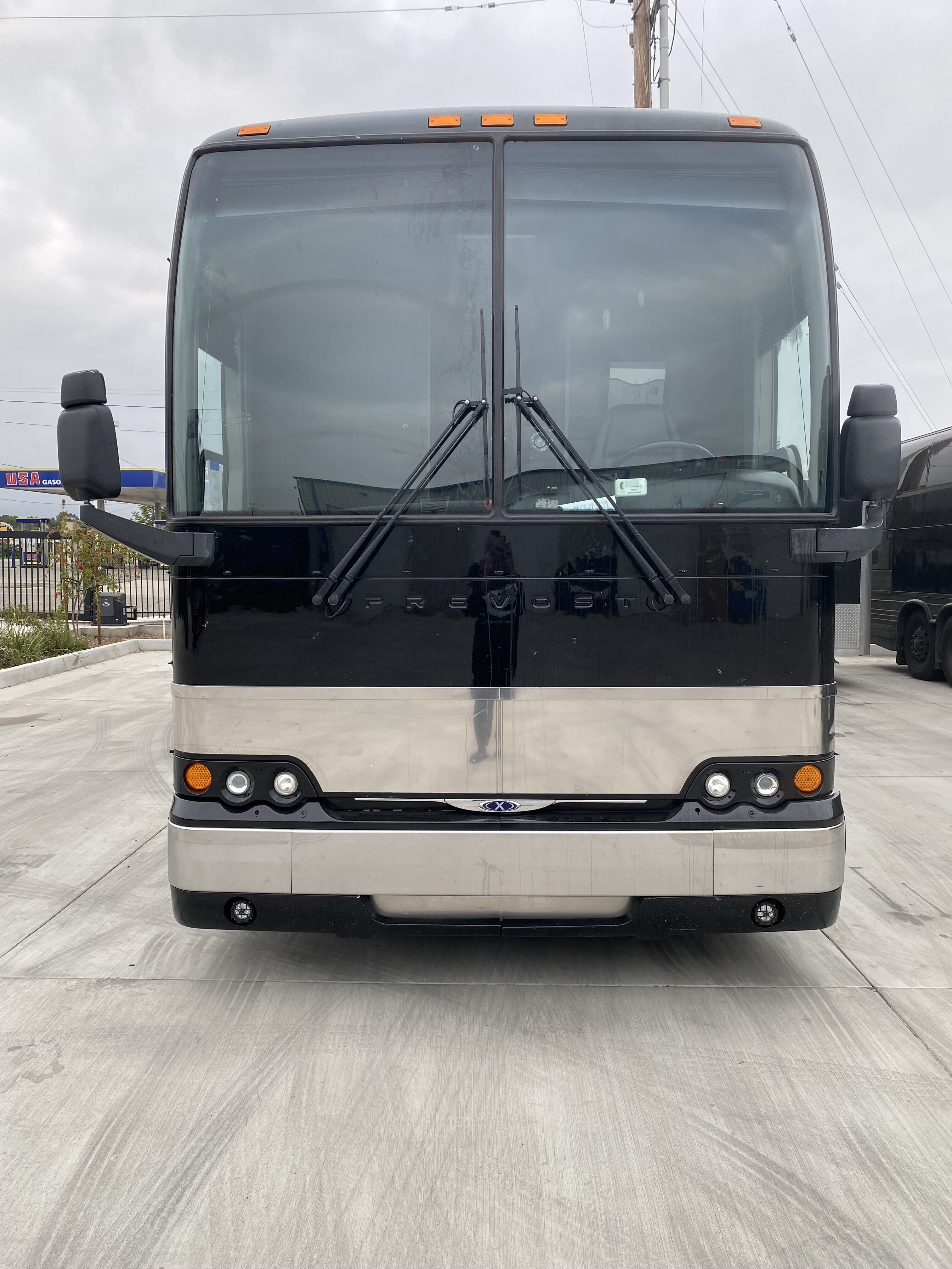 featured bus photo of ST13