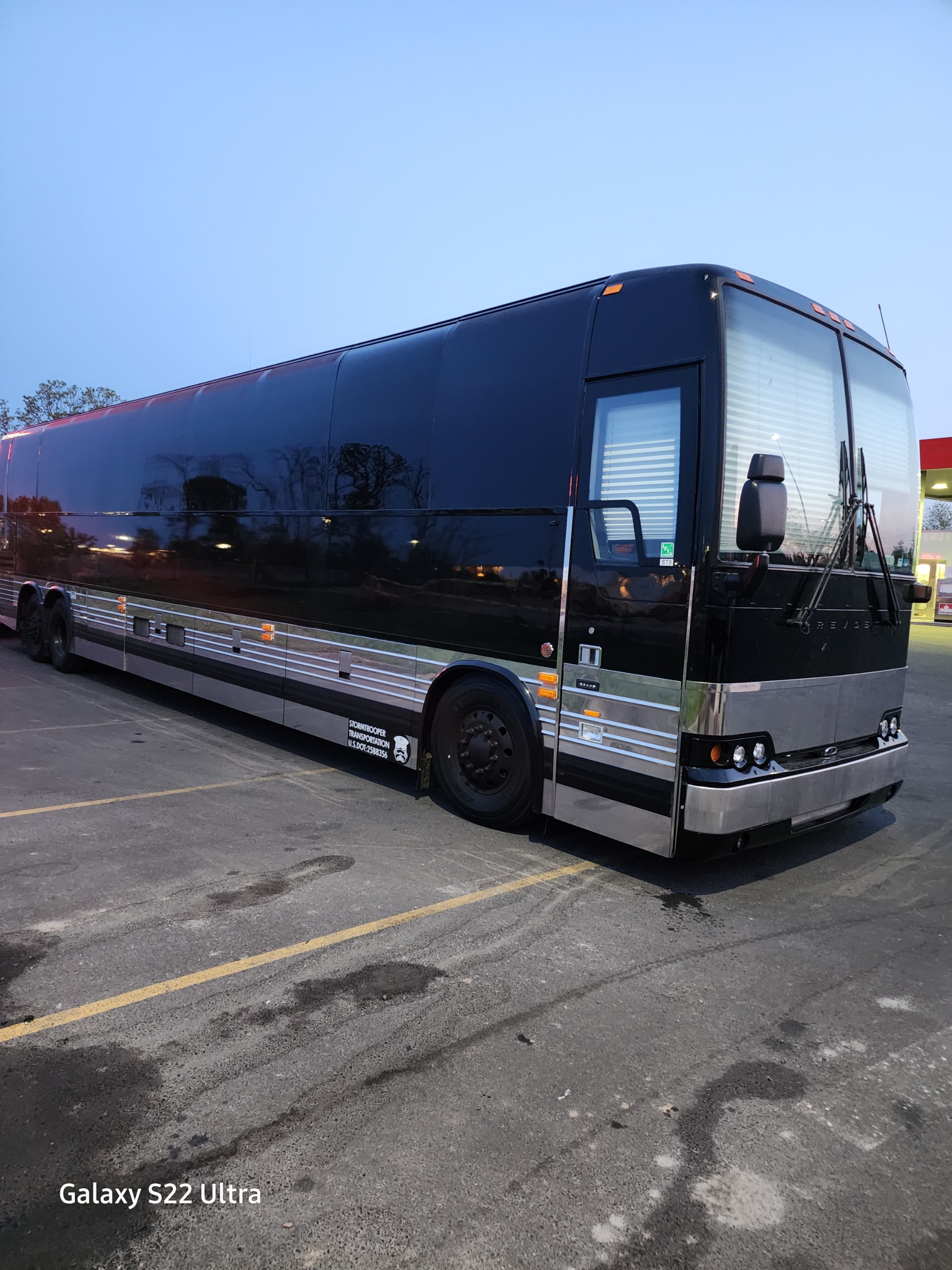 featured bus photo of ST8