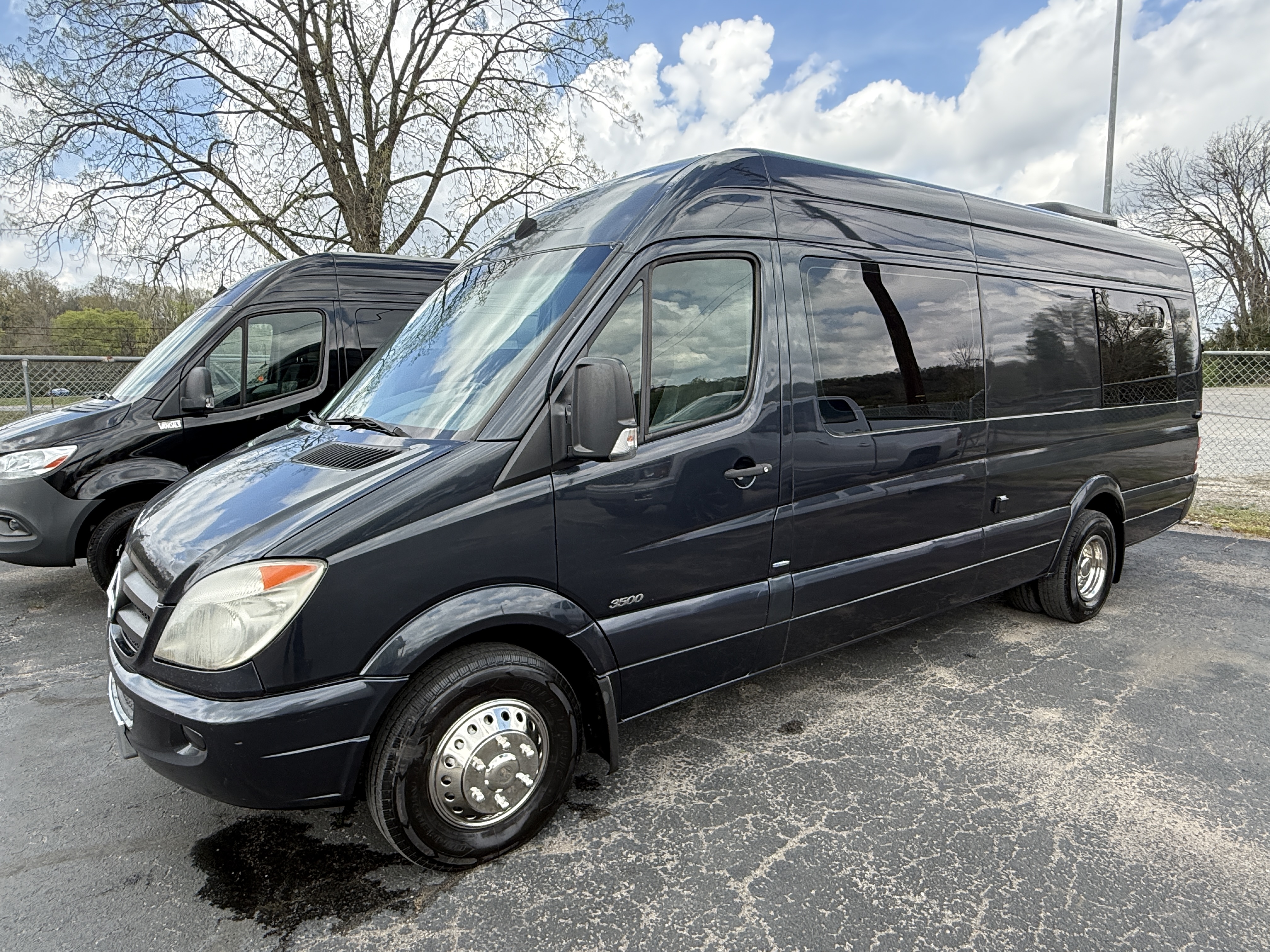 featured bus photo of MR5819 – CALL FOR APPT TO VIEW