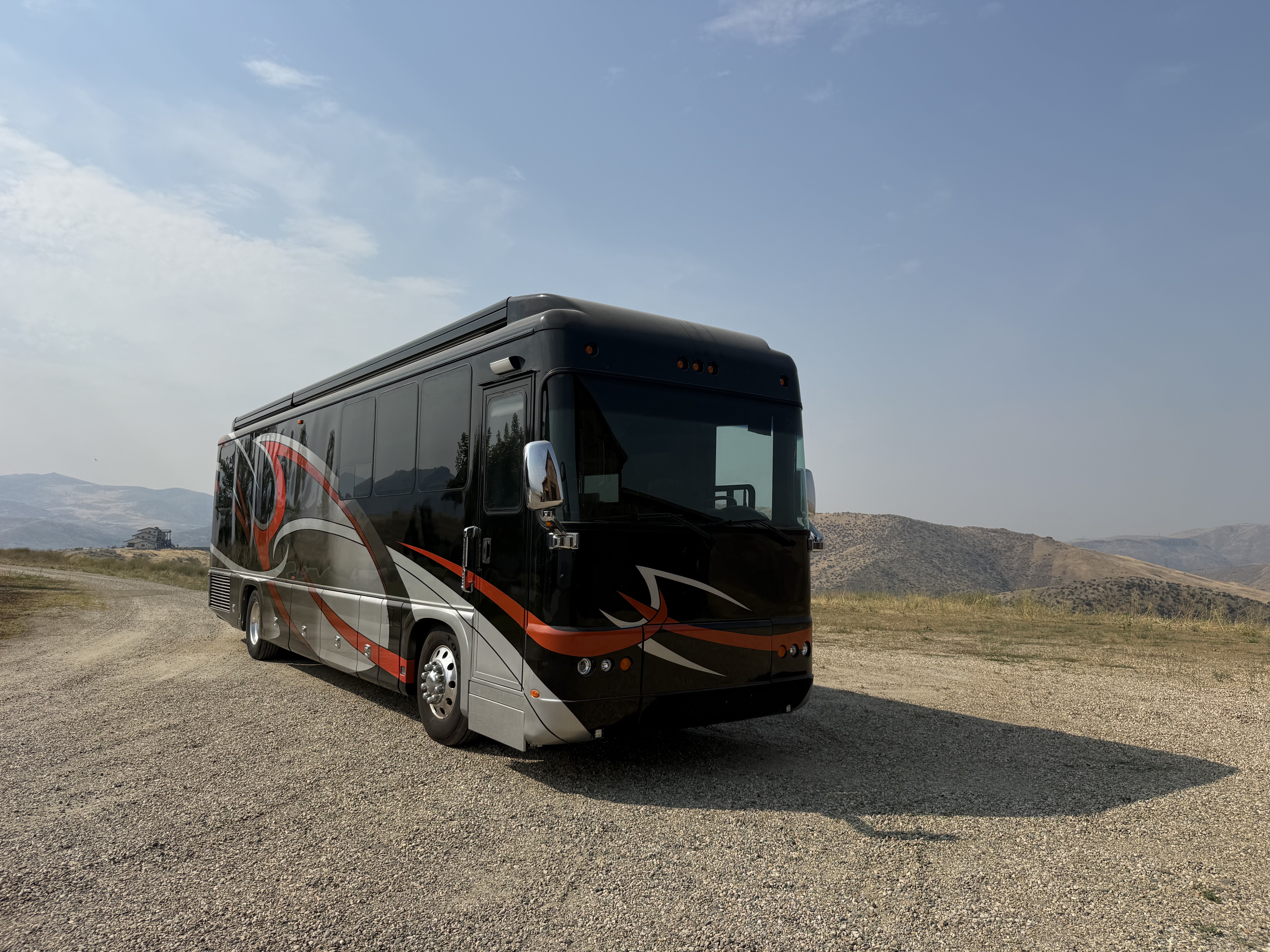 featured bus photo of FE 101