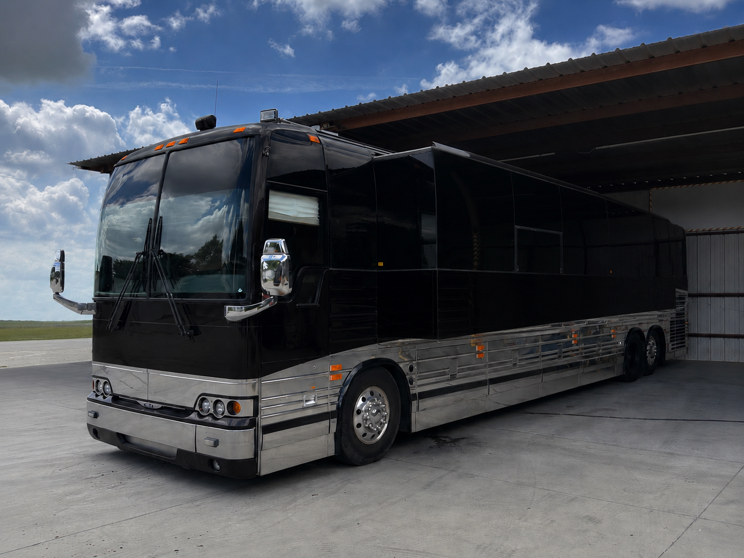 featured bus photo of Taco